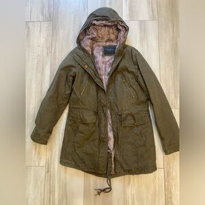 Andrew Marc Army Drab Olive Green Utility Distressed Style Jacket, size Small